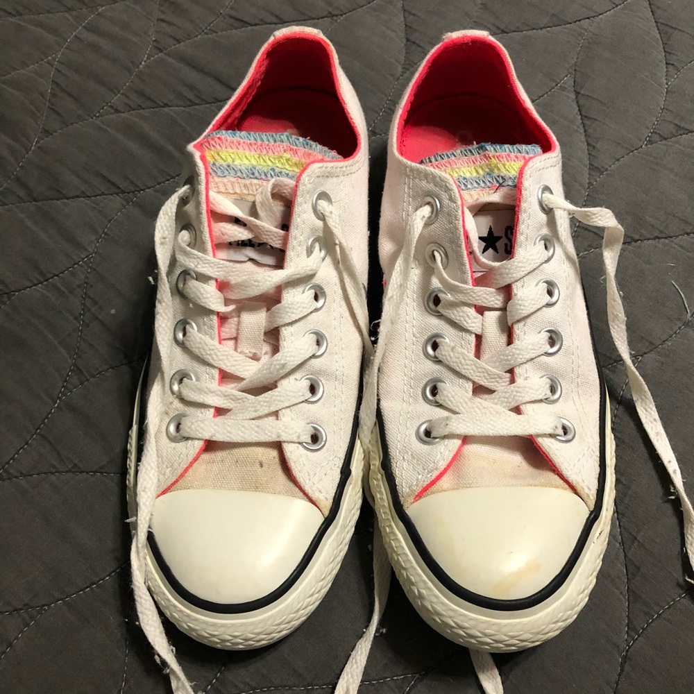 Converse white low tops 5 tongue women’s 7 shoes